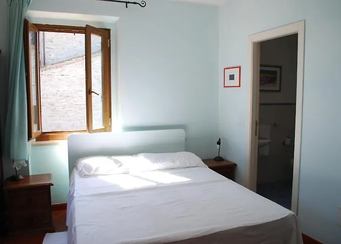 Panzió I Piceni